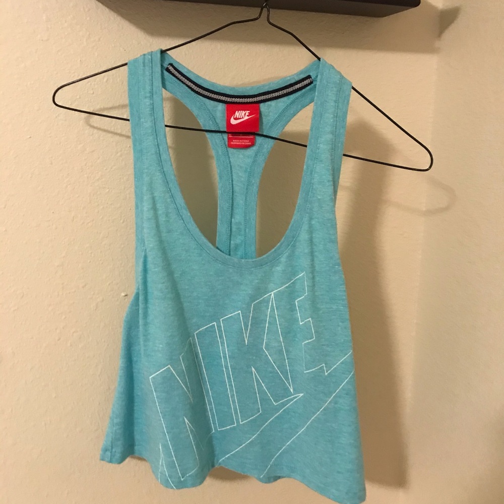 Nike Crop Tank